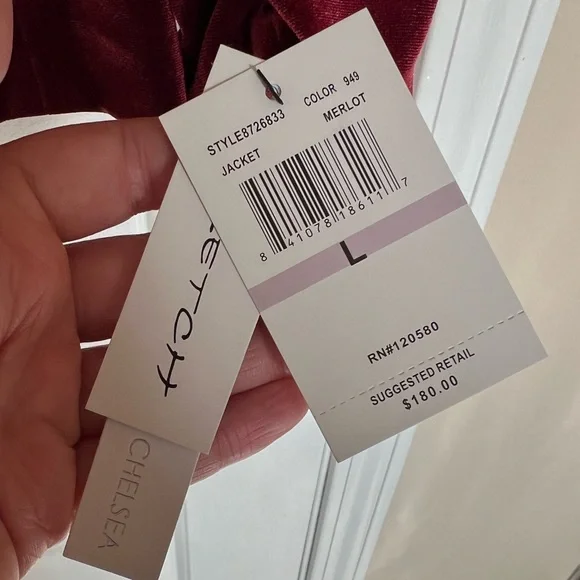 Red Velvet Amanda & Chelsea Blazer - Picture 5 of 6